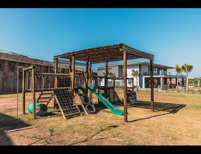 495M² VACANT LAND FOR SALE IN SIBAYA PRECINCT